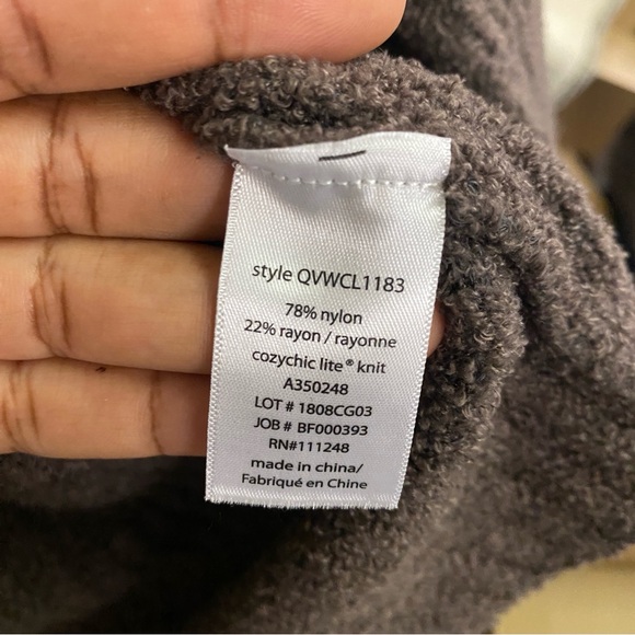 Barefoot Dreams Size S/M CozyChic Lite Ribbed Shrug Cardigan in Carbon - Picture 4 of 5